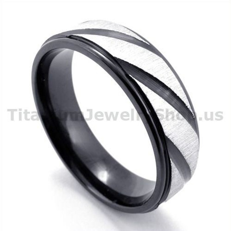 Black Titanium Ring with Diamond 19283