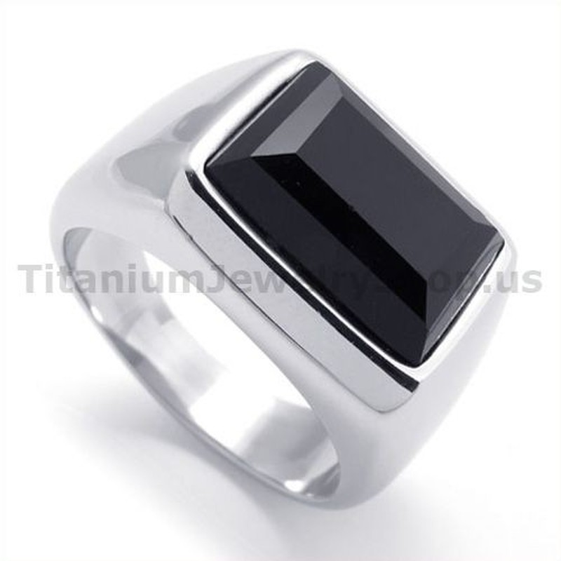Titanium Ring with Zircon 19308