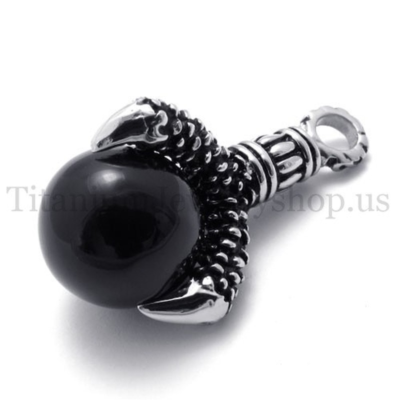 eagle's paw and black gem titanium pendant 20106