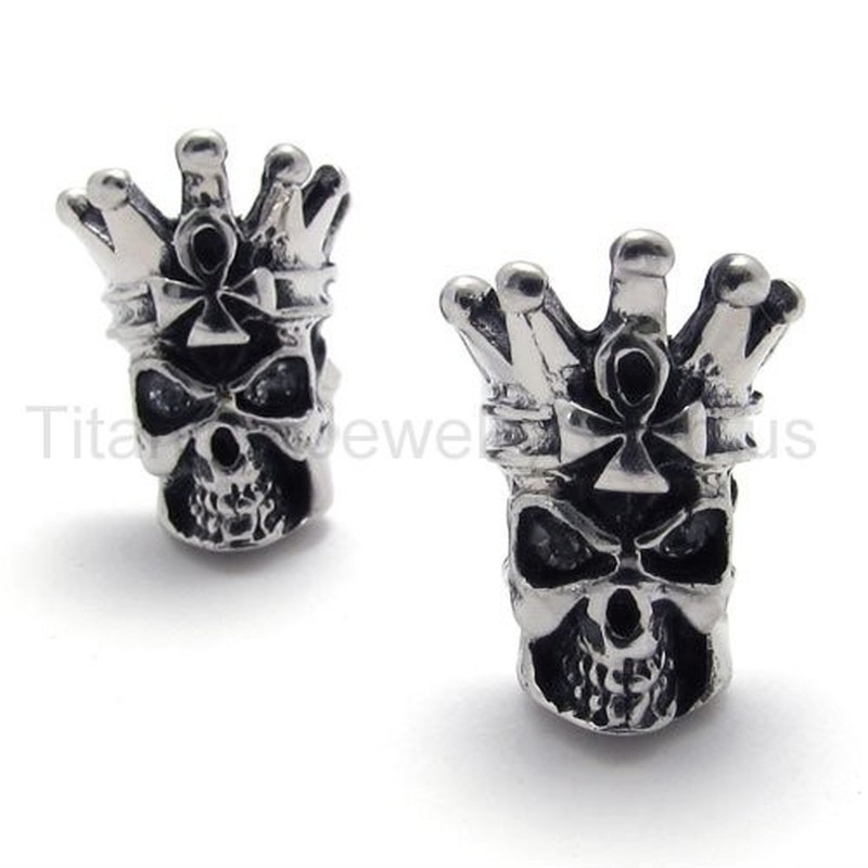 White Eyes Skull Titanium Earrings 20336