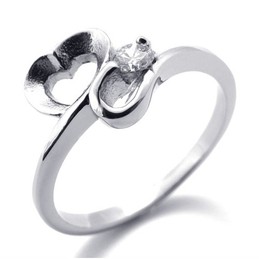 Diamond Women's Titanium Ring 20591