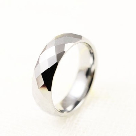 Tungsten gold ring