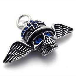 Wings Skull Blue Diamond Titanium Pendant 20640