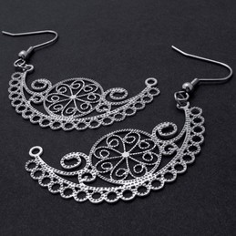 Hollow Titanium Earrings 20243
