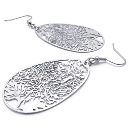 Hollow Chrysanthemum Titanium Earrings 20235
