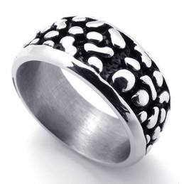 Black Vintage Titanium Ring 20293