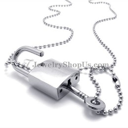 Fashion Alloy Lock and Key Pendants