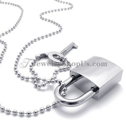 Fashion Alloy Lock and Key Pendants