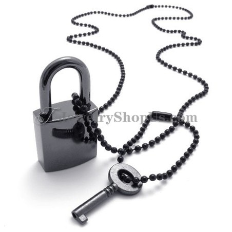 Fashion Black Alloy Lock and Key Pendants