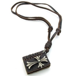 Beautiful Design Color Brilliancy Excellent Quality Titanium Leather Necklace