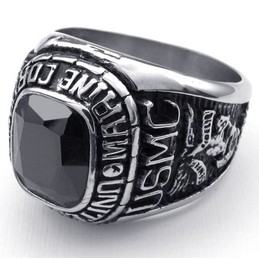Fashionable Patterns Color Brilliancy The Queen of Quality Titanium Ring