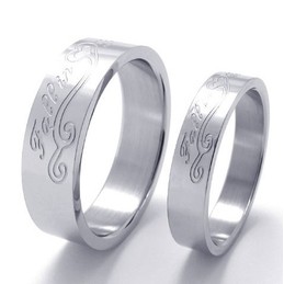 Fashionable Patterns Color Brilliancy to Enjoy High Reputation at Home and Abroad Titanium Ring