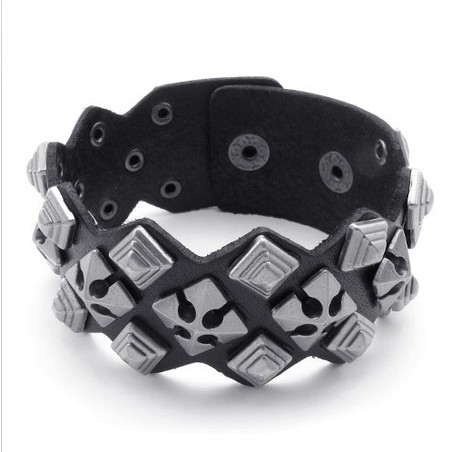 Modern Design Delicate Colors Stable Quality Titanium Bracelet
