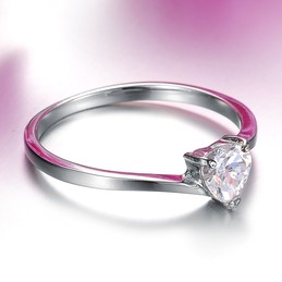 Excellent Quality Female Sweetheart Titanium Ring With Rhinestone