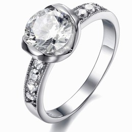 to Enjoy High Reputation at Home and Abroad Female Titanium Ring With Rhinestone