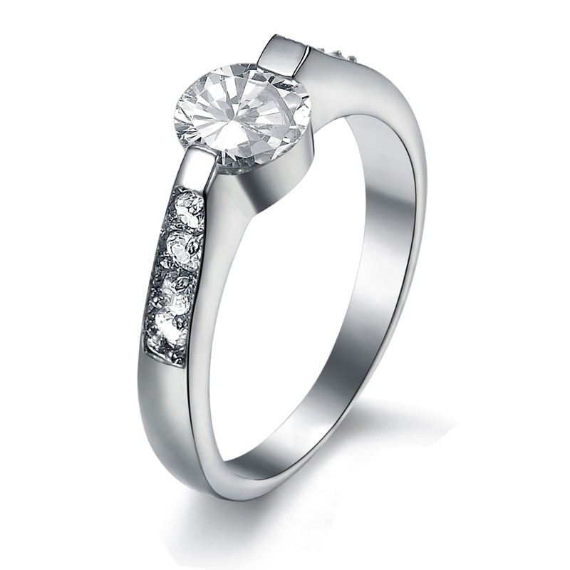 Stable Quality Female Titanium Ring With Rhinestone