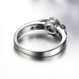 Stable Quality Female Titanium Ring With Rhinestone