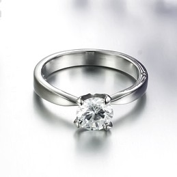 Dependable Performance Female Titanium Ring With Rhinestone