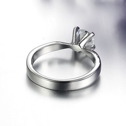 Dependable Performance Female Titanium Ring With Rhinestone