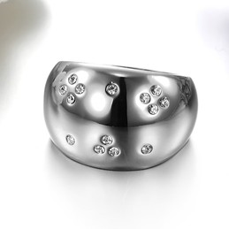 The Queen of Quality Exaggerate Titanium Ring 