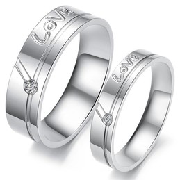 World-wide Renown Layering Titanium Ring For Lovers With Rhinestone