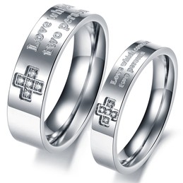 Selling Well all over the World Titanium Ring For Lovers With Rhinestone
