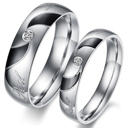 High Quality Black Titanium Ring For Lovers With Diamond