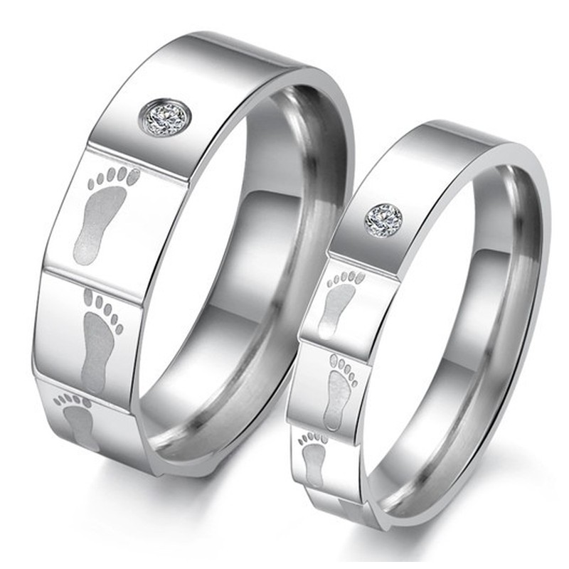 High Quality Layering Titanium Ring For Lovers With Rhinestone