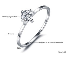 Dependable Performance Titanium Ring For Lovers With Rhinestone