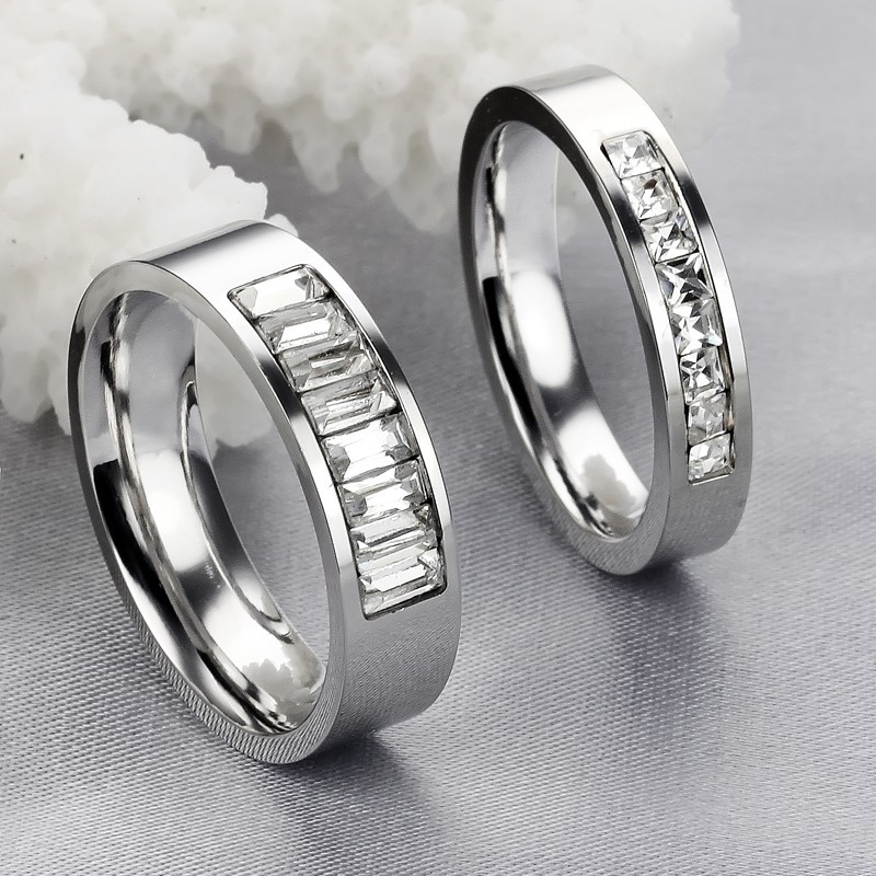Wide Varieties Titanium Ring For Lovers With Rhinestone