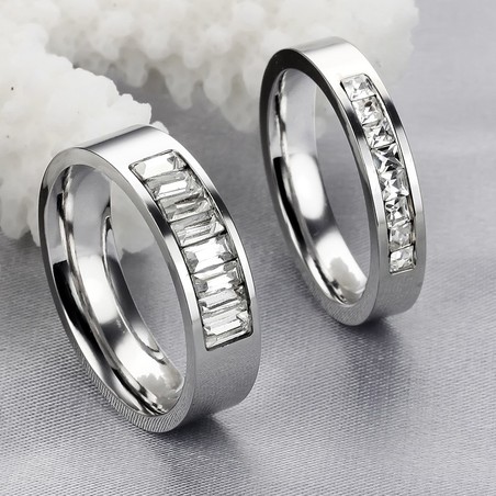 Wide Varieties Titanium Ring For Lovers With Rhinestone