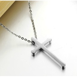 Selling Well all over the World Cross Titanium Necklace