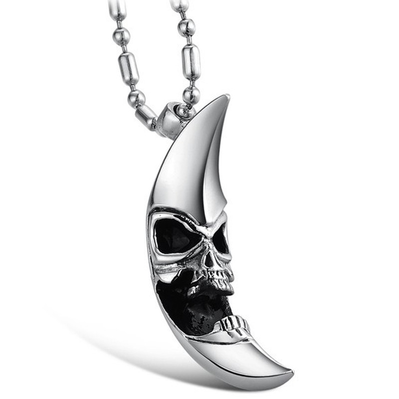 High Quality Male Moon Shape Titanium Necklace 