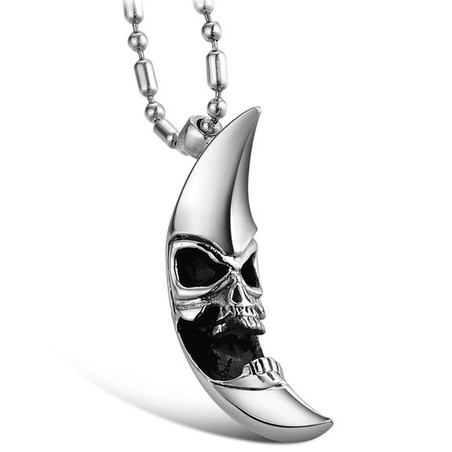 High Quality Male Moon Shape Titanium Necklace 