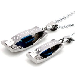World-wide Renown Corsair Titanium Necklace For Lovers 