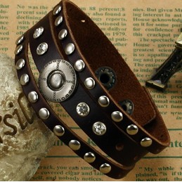 Excellent Quality Male Retro Titanium Leather Bangle 