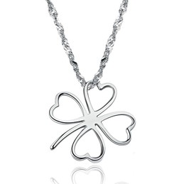 Easy to Use Female Clover Shape Platinum Plating Titanium Necklace 