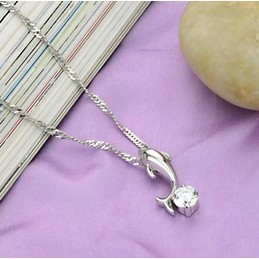 World-wide Renown Female Dolphin Shape Platinum Plating Titanium Necklace With Diamond