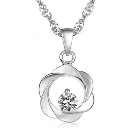 Quality and Quantity Assured Female ELegant Platinum Plating Titanium Necklace With Diamond