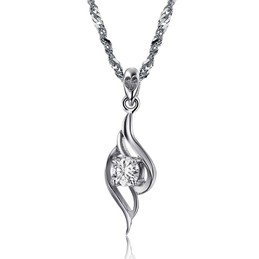 High Quality Female Feather Shape Platinum Plating Titanium Necklace  