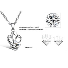 Easy to Use Female Allergy Free Platinum Plating Titanium Necklace With Rhinestone