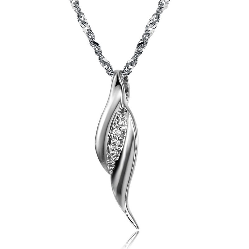 The Queen of Quality Female Platinum Plating Titanium Necklace 