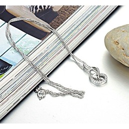 High Quality Female Platinum Plating Titanium Necklace With Rhinestone