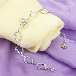 World-wide Renown Female Sweetheart Platinum Plating Titanium Bracelet With Rhinestone