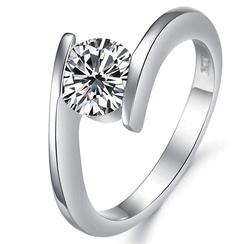 Dependable Performance Female Platinum Plating Titanium Ring With Rhinestone