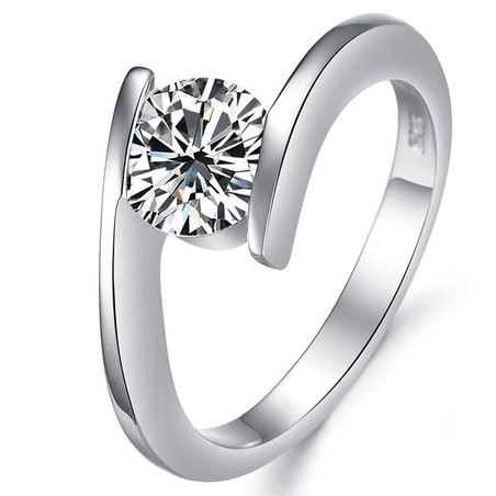 Dependable Performance Female Platinum Plating Titanium Ring With Rhinestone
