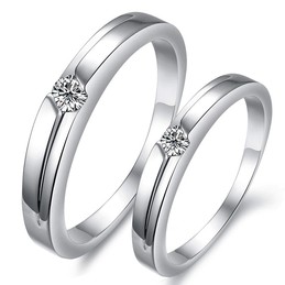 Stable Quality Platinum Plating Titanium Ring For Lovers With Rhinestone