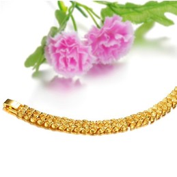 Superior Quality Female 18K Gold-Plated Bracelet 