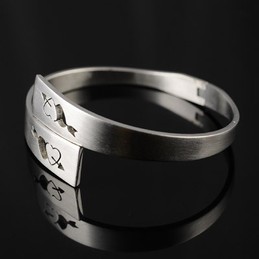 Mens Titanium Bracelets