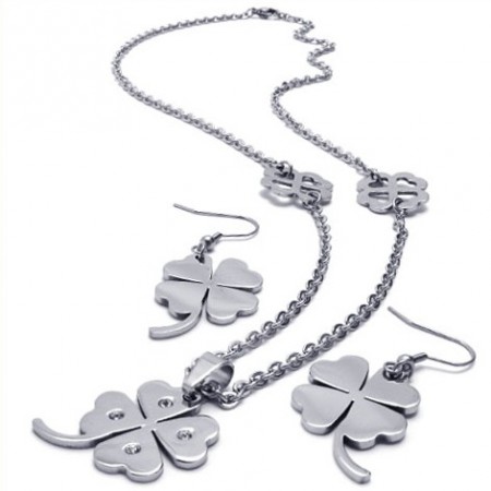 Elegant Shape Color Brilliancy Excellent Quality Titanium Jewelry Set Including Necklace, Pendant, Earring 